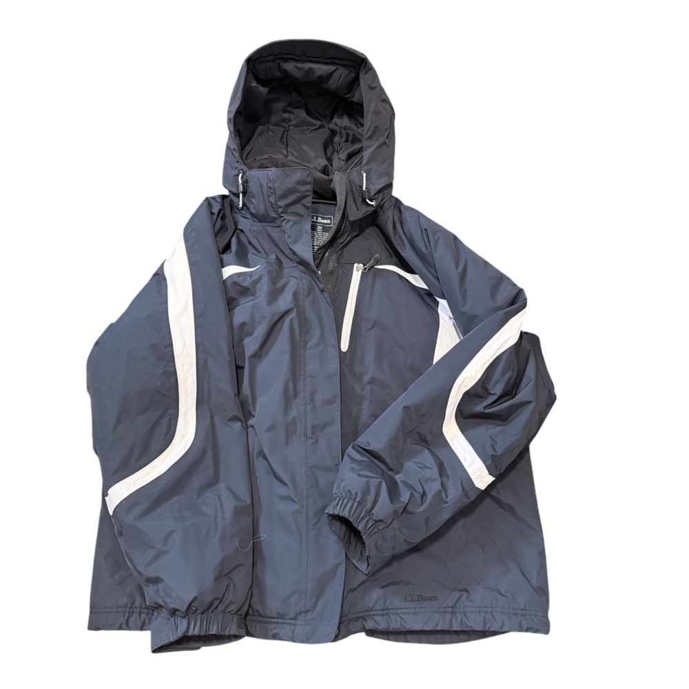 L. L. Bean Women's size 2X Black and White Hooded Ski jacket